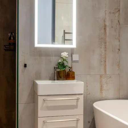Noblessner Seaview Penthouse