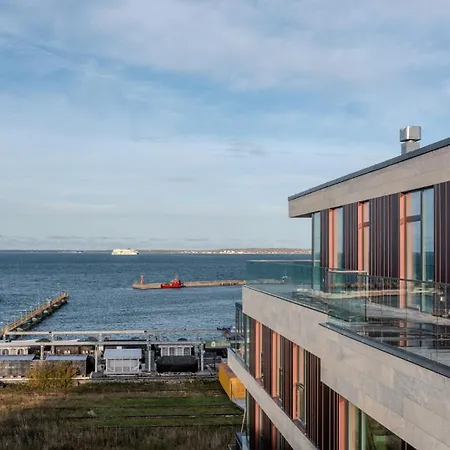 Noblessner Seaview Penthouse Apartament
