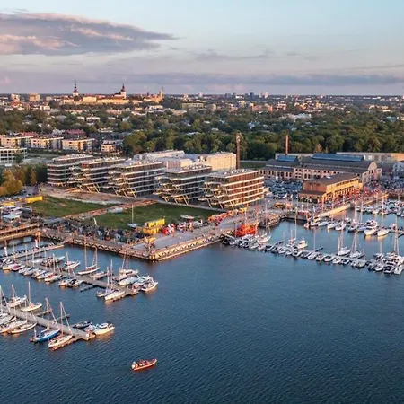 Noblessner Seaview Penthouse * Tallin